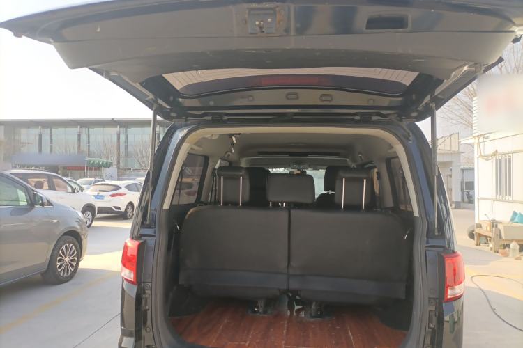 Used  M4 2019 Business Series 2.0L Manual - China VI Standard