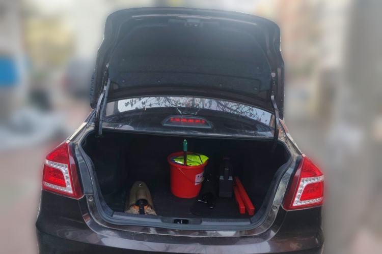 Used Geely Auto Diamond 2016 1.5L Manual Entry-Level Trim