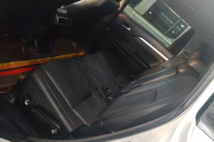 Used Toyota Highlander 2015 2.0T Four-Wheel Drive Luxury Edition 7-Seater
