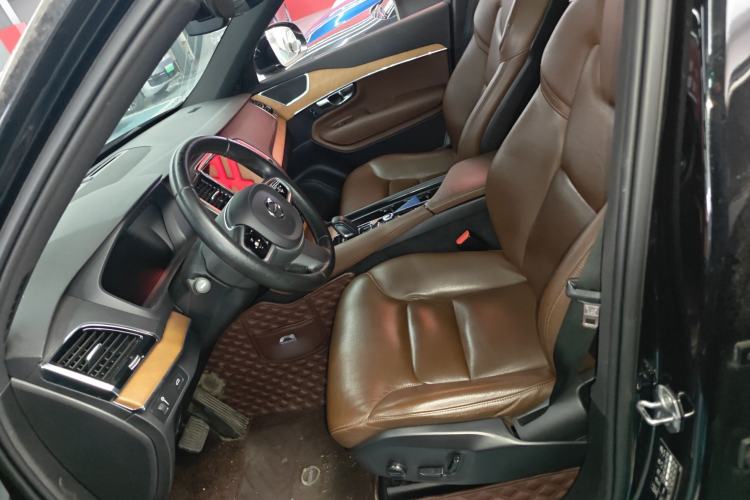 Used Volvo XC90 2021 B6 Zhiyi Luxury Edition 7-Seater
