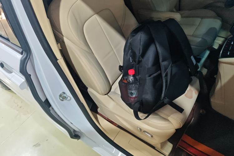 Used Buick GL8 2023 ES Lu Zun Deluxe Model
