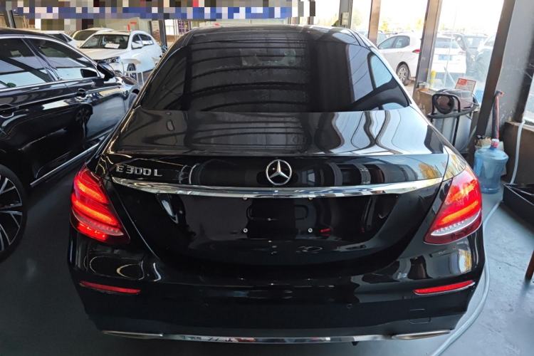 Used Mercedes-Benz E-Class 2020 Facelift E 260 L Sport Edition
