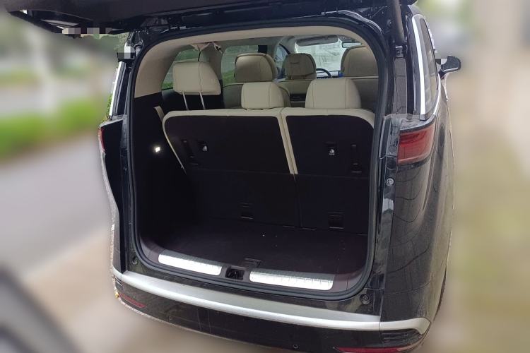 Used Denza D9 2024 DM-i 980 Four-Wheel Drive Prestige Model
