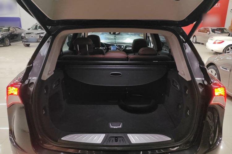 Used Buick Envision 2018 28T Four-Wheel Drive Luxury Model
