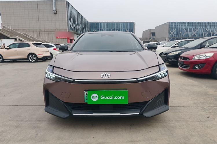 Used Toyota bZ3 2023 616 km Long-Range Premium