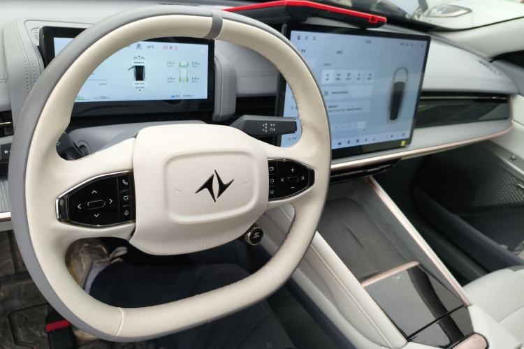 Used  eπ007 2024 Pure Electric 540 All-Wheel Drive Max Edition
