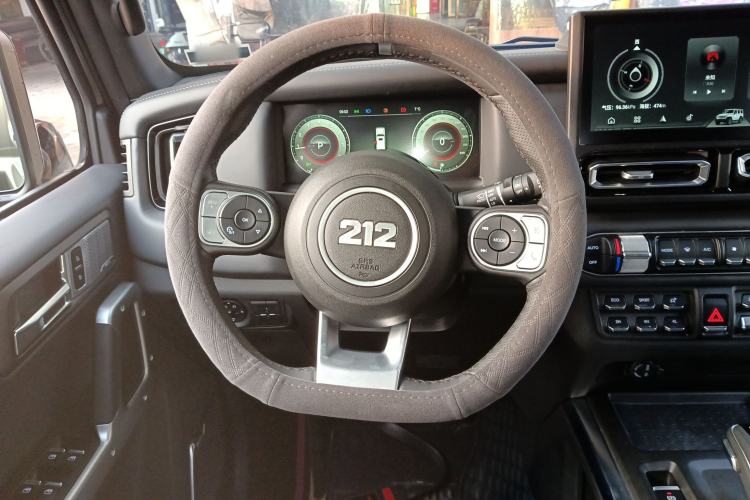 Used  T01 2024 2.0T Mechanic
