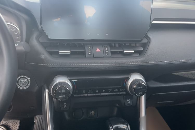 Used Toyota Wildlander 2023 2.0L CVT Two-Wheel Drive Urban Edition
