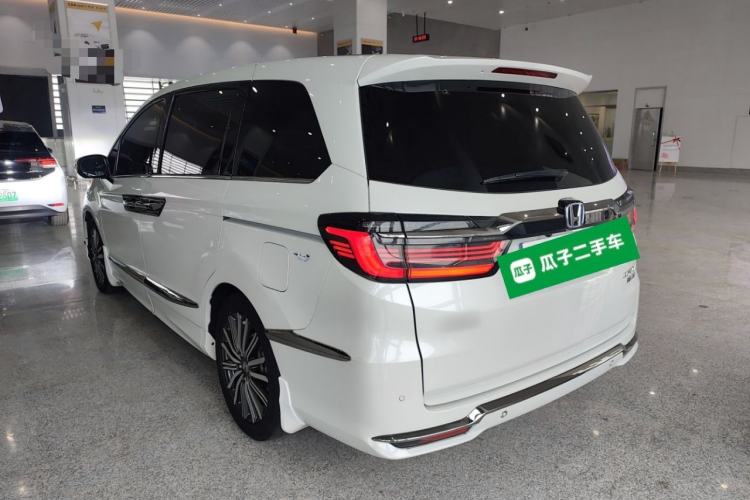 Used Honda Elysion 2022 2.0L eHEV Luxury First Edition