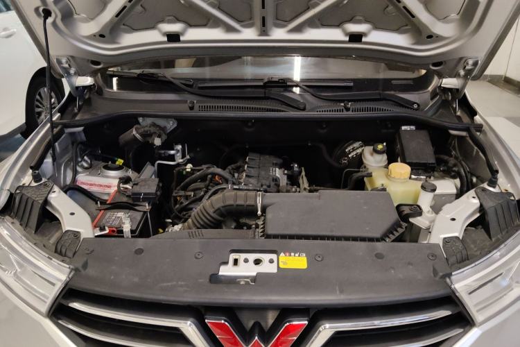 Used Wuling Hongguang 2021 1.5L S Standard Version LAR
