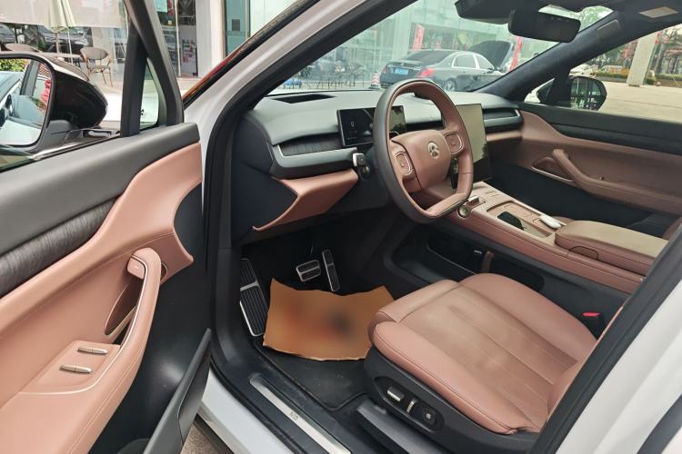 Used Nio ES8 2024 75 kWh
