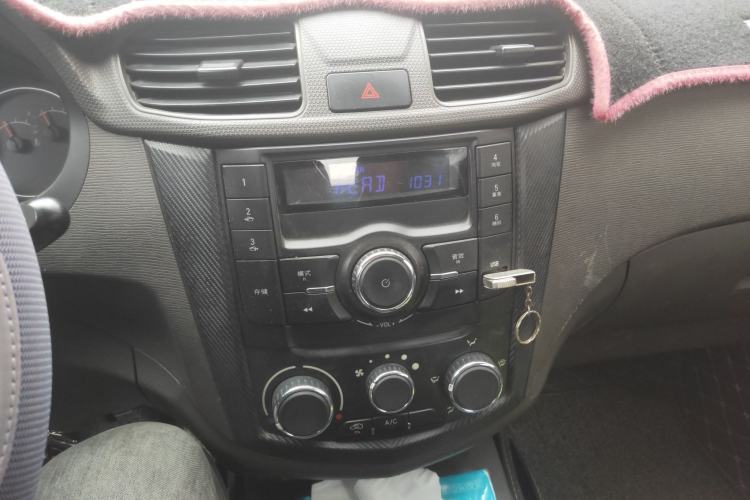 Used Wuling Hongguang 2015 1.5L S Base Model China IV
