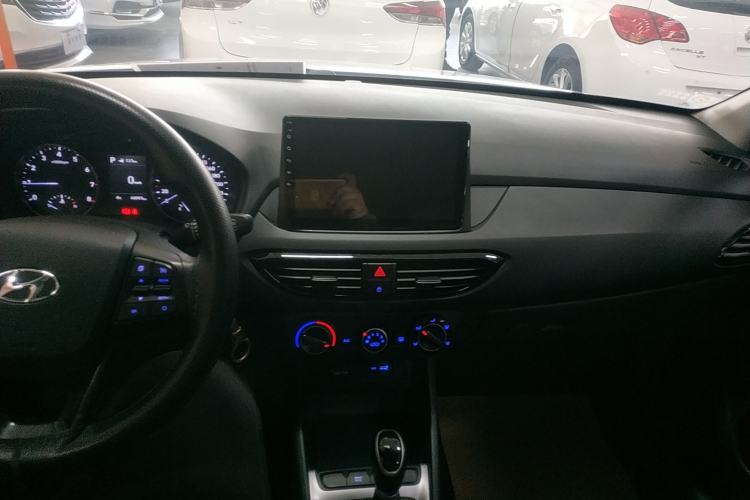 Used Hyundai Celesta 2020 1.6L Automatic GL Enjoyable Edition