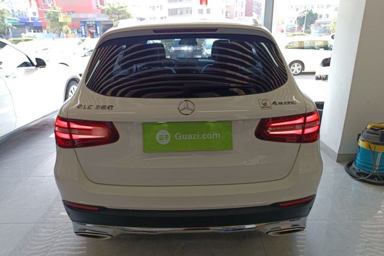Used Mercedes-Benz GLC 2016 GLC 260 4MATIC Luxury Model