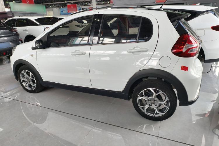 Used Geely Auto Vision X1 2017 1.3L Automatic Player Edition
