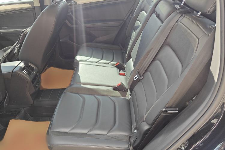 Used Volkswagen Tiguan L 2018 330TSI Automatic Two-Wheel Drive Luxury Edition
