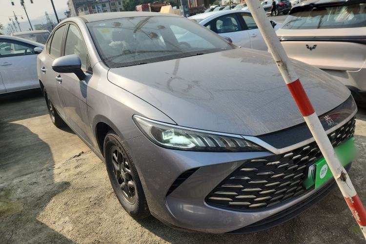 Used BYD Qin PLUS 2025 DM-i Smart Drive 55KM Leading Model
