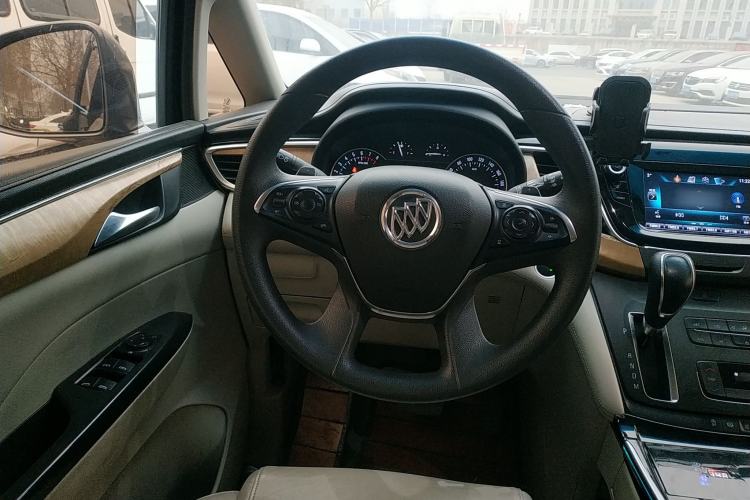 Used Buick GL8 2017 ES 28T Comfort Model China V Standard