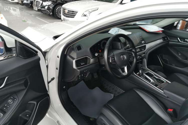 Used Honda Accord 2018 260TURBO Luxury Edition China VI
