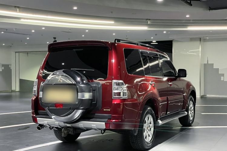 Used Mitsubishi Pajero 2019 3.0L Automatic Prestige Edition
