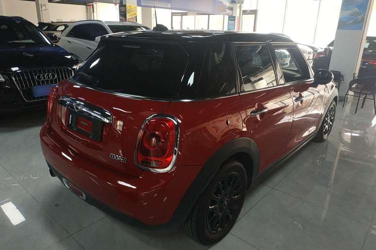 Used  MINI 2016 1.5T COOPER Five-Door Edition
