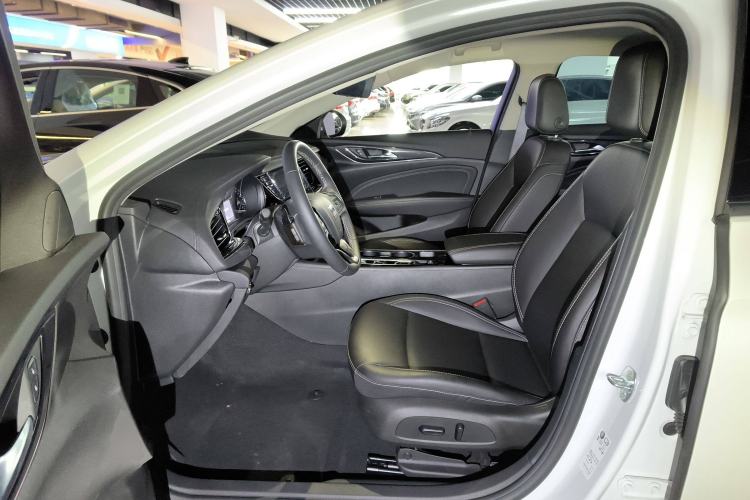 Used Buick Regal 2024 25T Deluxe Edition
