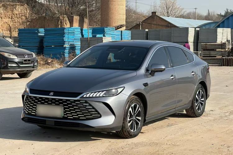 Used BYD Qin PLUS 2025 DM-i Smart Drive 55KM Beyond Model
