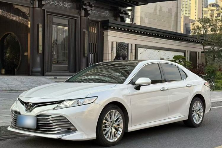 Used Toyota Camry 2019 2.5G Luxury Edition China VI Standard