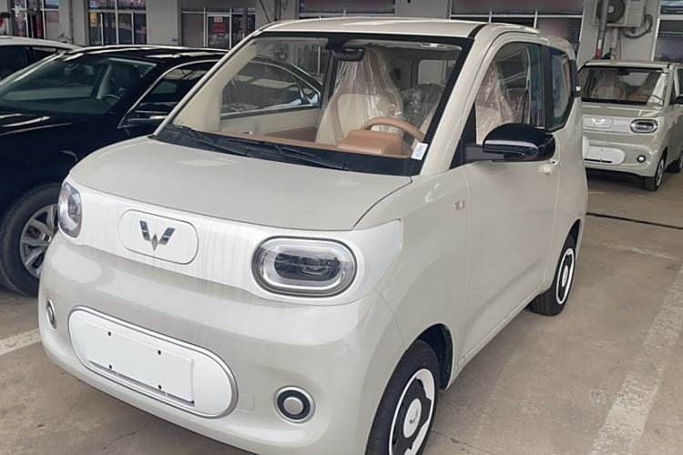 Used Wuling Hongguang MINIEV 2024 3rd Generation 215km Youth Edition
