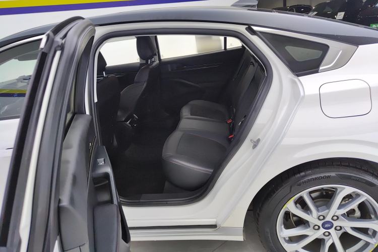 Used Ford Mondeo 2022 EcoBoost 245 Luxury Model
