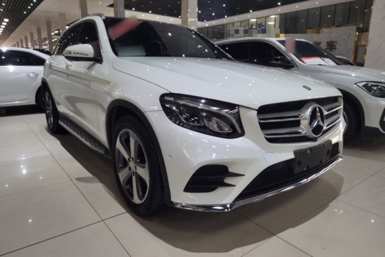 Used Mercedes-Benz GLC 2017 GLC 260 4MATIC Luxury Model
