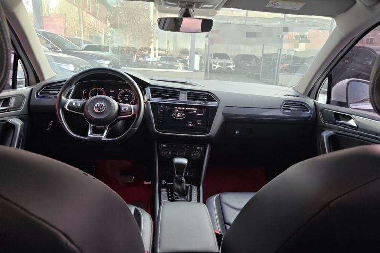 Used Volkswagen Tiguan L 2019 Restyled 330TSI Automatic Two-Wheel Drive R-Line Flagship Version China VI Standard
