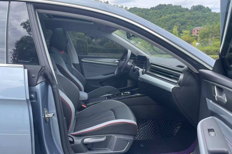 Used Volkswagen Lamando 2022 Lavida L 280TSI DSG Cool & Spicy Edition
