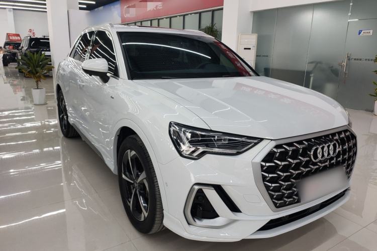 Used Audi Q3 2024 35 TFSI Fashion Dynamic Edition
