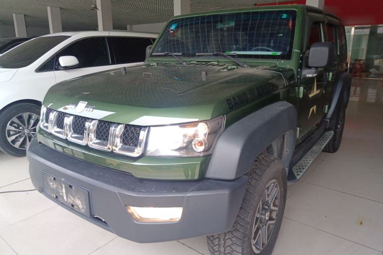 Used Beijing Auto BJ40 2018 40L 2.0T Manual Diesel Four-Wheel Drive Prestige Edition
