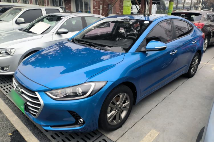 Used Hyundai Elantra 2016 1.6L Manual ZhiXuan · Dynamic Model