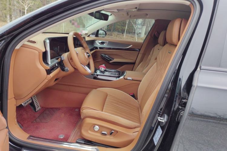 Used Hongqi H9 2024 2.0T Qixiang Private Style Edition
