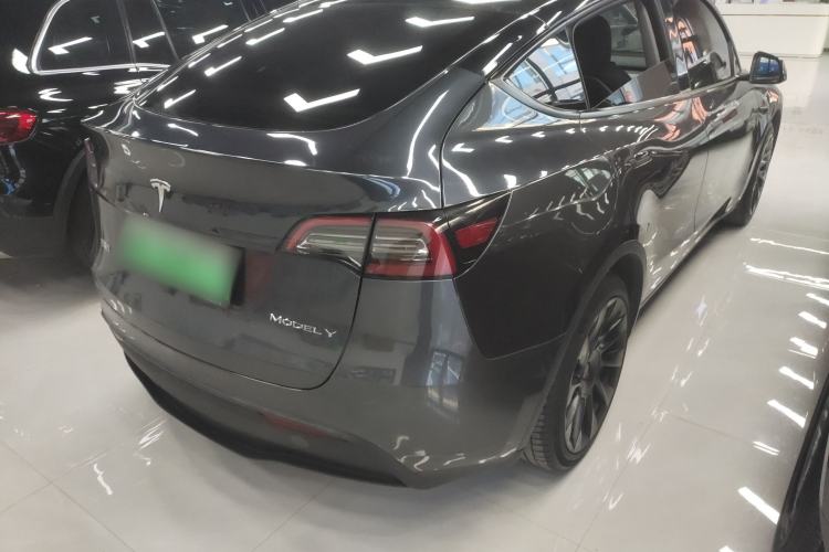 Used Tesla Model Y 2024 Rear-Wheel-Drive Version
