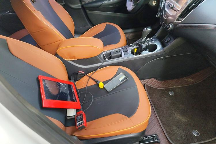 Used Chevrolet Cruze 2017 1.5L Automatic Pioneer Sunroof Edition
