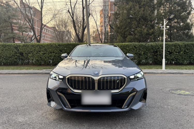 Used BMW i5 2024 eDrive 35L M Sport Package
