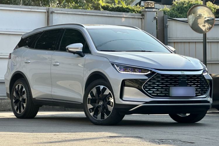 Used BYD Tang New Energy 2024 DM-i Glory Edition 112KM Flagship Model
