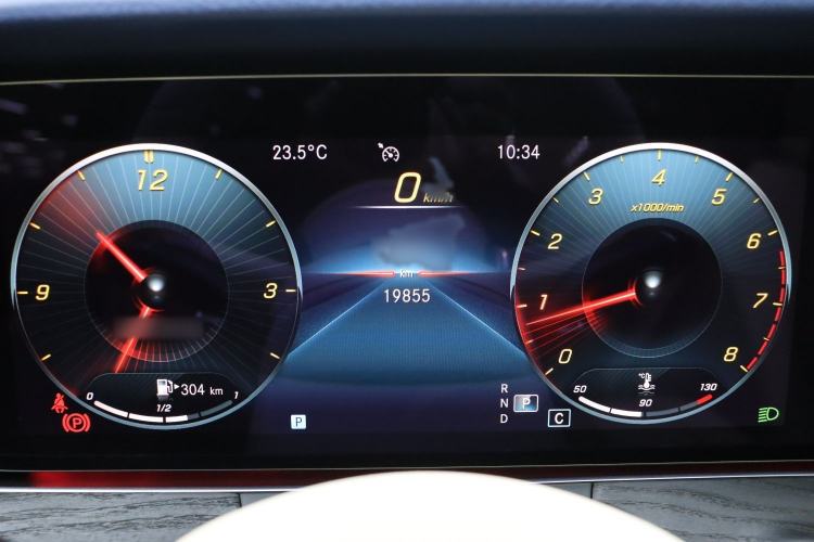 Used Mercedes-Benz E-Class 2022 Second Facelift E 300 L Sporty and Stylish Edition
