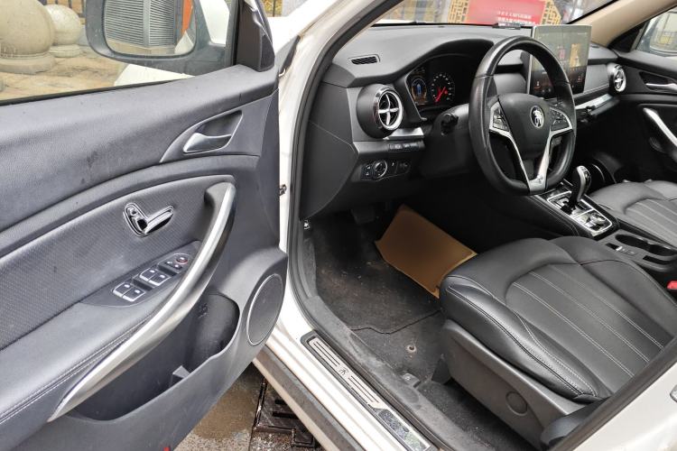 Used BYD Song New Energy 2019 Song DM 1.5TID Smart Connect Dynamic Model
