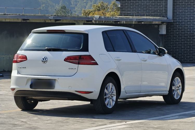 Used Volkswagen Golf 2014 1.6L Automatic Fashion Model
