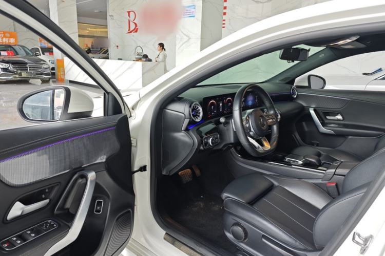 Used Mercedes-Benz A-Class 2022 Restyled A 200 L Sport Sedan Fashion Version