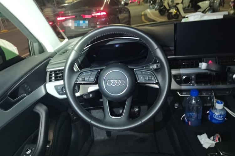 Used Audi A4L 2020 40 TFSI Luxury Dynamic Model
