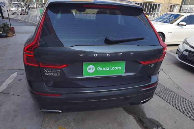 Used Volvo XC60 2019 T5 4x4 Zhiyuan Edition China VI Standard
