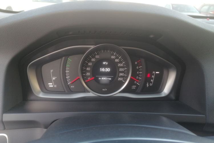 Used Volvo S60 2015 S60L 2.0T Zhiyuan Edition