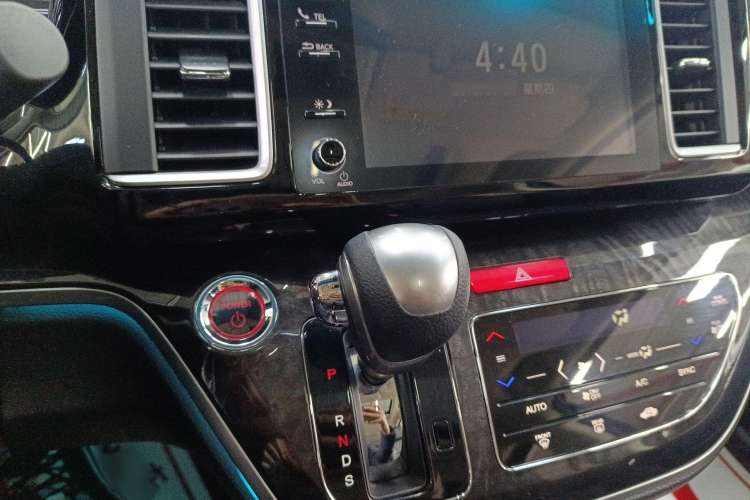 Used Honda Elysion 2019 2.0L Hybrid Luxury Edition