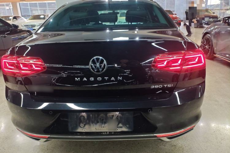 Used Volkswagen Magotan 2020 330TSI DSG Leading Model
